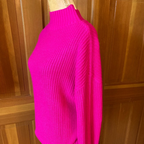 Ribbed Knit Mock Neck Sweater. - Picture 3 of 16